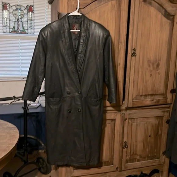 Men’s leather trench coat - Picture 1 of 12